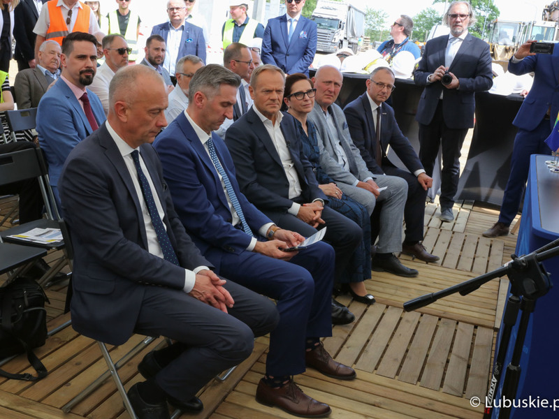 Uroczystość podpisania aktu erekcyjnego pod budowę Parku Technologii Kosmicznych w Zielonej Górze Nowym Kisielinie