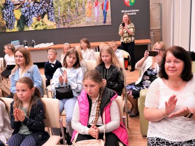 Rozstrzygnięcie konkursu UMWL dla uczniów lubuskich szkół „Szczepieni rodzinnie – bezpieczni globalnie”