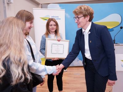 Rozstrzygnięcie konkursu UMWL dla uczniów lubuskich szkół „Szczepieni rodzinnie – bezpieczni globalnie”