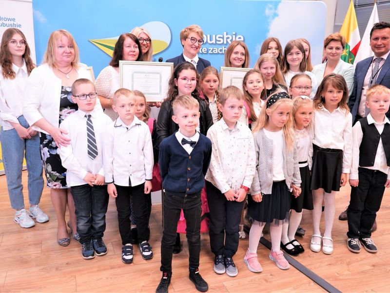 Rozstrzygnięcie konkursu UMWL dla uczniów lubuskich szkół „Szczepieni rodzinnie – bezpieczni globalnie”