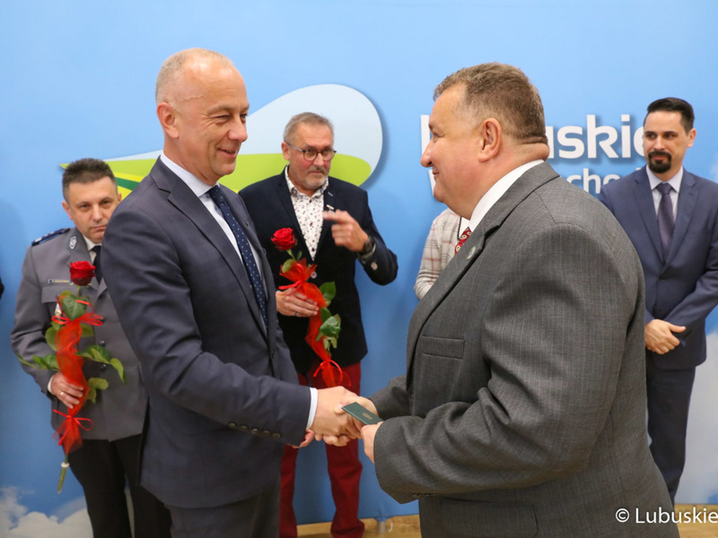 Członek zarządu woj. lubuskiego Marcin Jabłoński odznaczony odznaką honorową „Zasłużony dla transportu Rzeczypospolitej Polskiej”