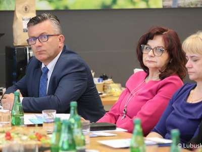 Uczestnicy poniedziałkowego posiedzenia Lubuskiej Rady Zdrowia