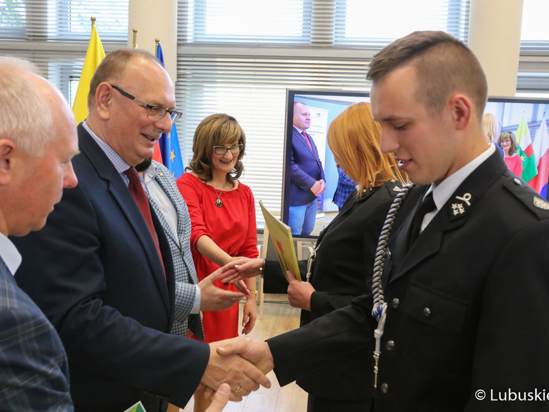 Przekazanie umowy w ramach konkursu Lubuska Odnowa Wsi 2022
