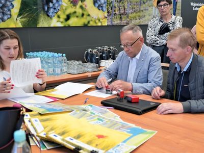 Podpisanie umowy w ramach konkursu Lubuska Odnowa Wsi 2022