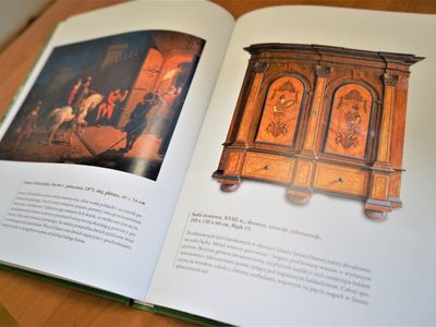 Muzeum Ziemi Lubuskiej wydało jubileuszowy katalog „100 lat Muzeum w Zielonej Górze 1922-2022”. 