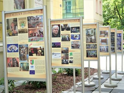 Jubileuszowa wystawa „100 lat Muzeum w Zielonej Górze” w Muzeum Ziemi Lubuskiej. Otwarcie: 4 czerwca 2022 r. 