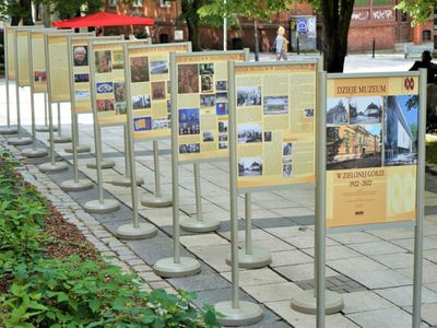 Jubileuszowa wystawa „100 lat Muzeum w Zielonej Górze” w Muzeum Ziemi Lubuskiej. Otwarcie: 4 czerwca 2022 r. 