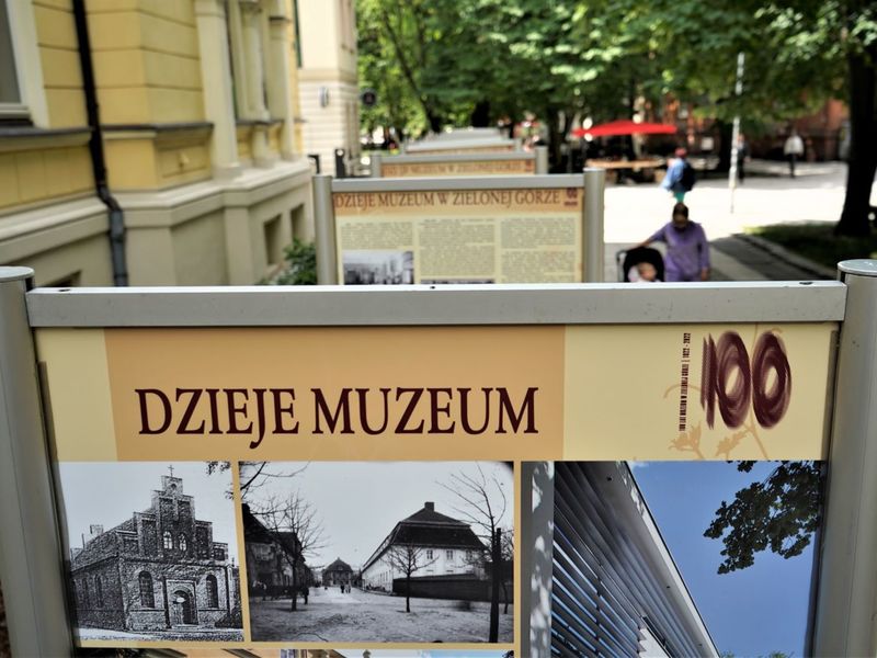 Jubileuszowa wystawa „100 lat Muzeum w Zielonej Górze” w Muzeum Ziemi Lubuskiej. Otwarcie: 4 czerwca 2022 r.