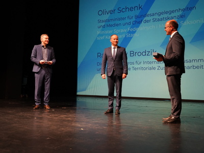 W czwartek 9 czerwca w teatrze im. Gerharta Hauptmanna w Görlitz odbyła się gala wręczenia nagród Polsko-Niemieckiej Nagrody Dziennikarskiej im. Tadeusza Mazowieckiego. Na przyszłoroczną uroczystość oraz Dni Mediów zaprasza Lubuskie.