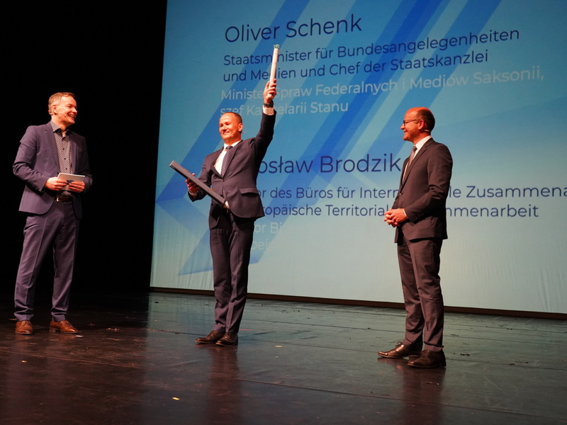 W czwartek 9 czerwca w teatrze im. Gerharta Hauptmanna w Görlitz odbyła się gala wręczenia nagród Polsko-Niemieckiej Nagrody Dziennikarskiej im. Tadeusza Mazowieckiego. Na przyszłoroczną uroczystość oraz Dni Mediów zaprasza Lubuskie.
