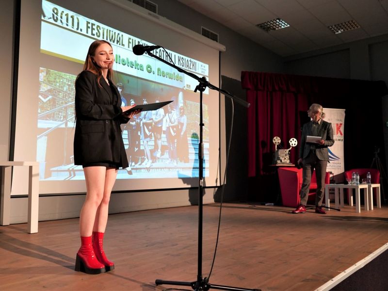 8(11). Kozzi Film Festiwal 2022. Gala w Bibliotece Norwida w Zielonej Górze