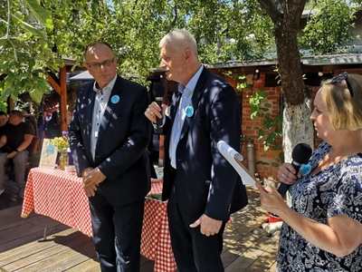 Wicemarszałek Stanisław Tomczyszyn oraz dyrektor LCPR Jacek Urbański 