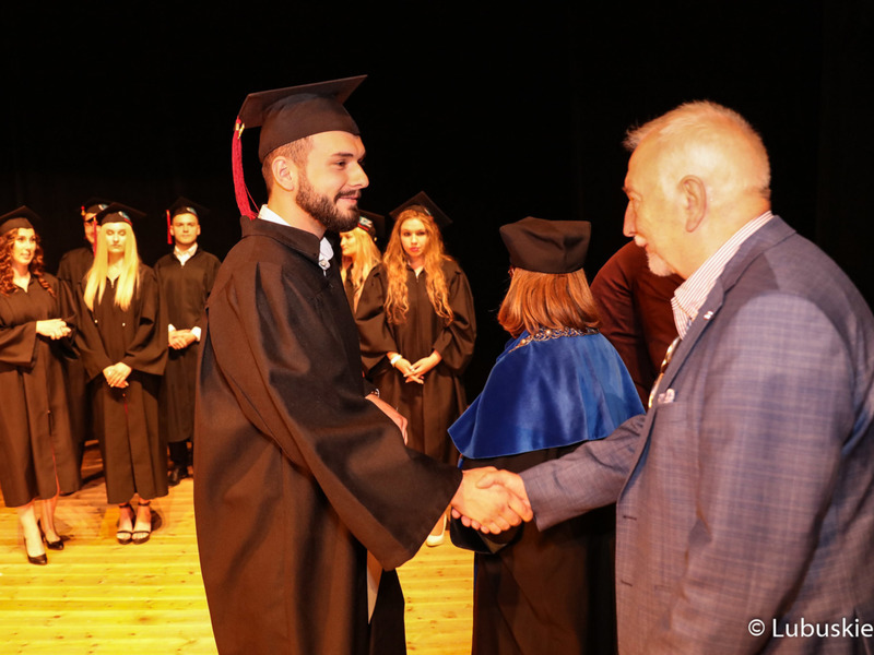 Gala absolutoryjna drugiego rocznika kierunku lekarskiego Wydziału Lekarskiego i Nauk o Zdrowiu Collegium Medicum Uniwersytetu Zielonogórskiego
