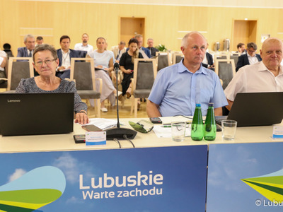 Radni podczas czerwcowej sesji Sejmiku Województwa Lubuskiego 