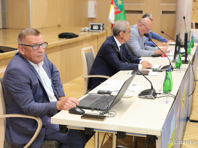 Prezydium Sejmiku Województwa Lubuskiego podczas czerwcowej sesji