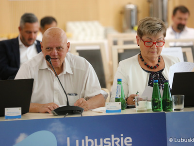 Radni podczas czerwcowej sesji Sejmiku Województwa Lubuskiego 
