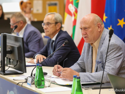 Prezydium Sejmiku Województwa Lubuskiego podczas czerwcowej sesji