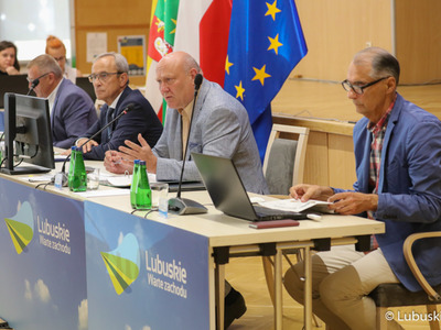 Prezydium Sejmiku Województwa Lubuskiego podczas czerwcowej sesji