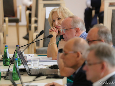 Radni podczas czerwcowej sesji Sejmiku Województwa Lubuskiego 