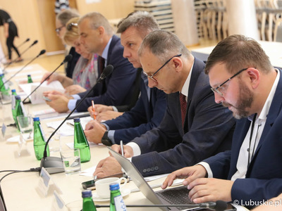 Posiedzenie Wojewódzkiej Rady Dialogu Społecznego w Sali Kolumnowej Urzędu Marszałkowskiego w Zielonej Górze