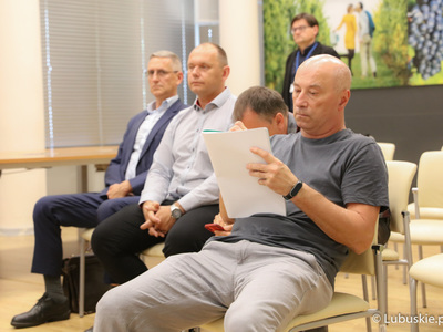 Konferencja prasowa w przerwie posiedzenia Wojewódzkiej Rady Dialogu Społecznego woj. lubuskiego