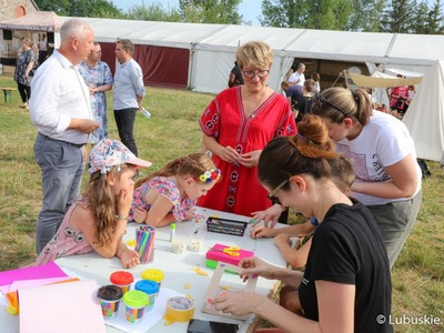 Piknik integracyjny dla wolontariuszy i uchodźców z Ukrainy
