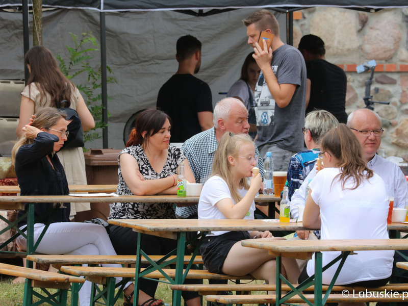 Piknik integracyjny dla wolontariuszy i uchodźców z Ukrainy