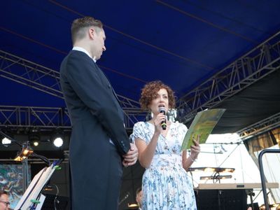 2 lipca 2022 r. Filharmonia Zielonogórska zakończyła sezon artystyczny, wykonując wraz z orkiestrą partnerskiej Filharmonii Gorzowskiej koncert „Ale Kosmos!”. Zabrzmiały „Planety” angielskiego kompozytora Gustava Holsta. 