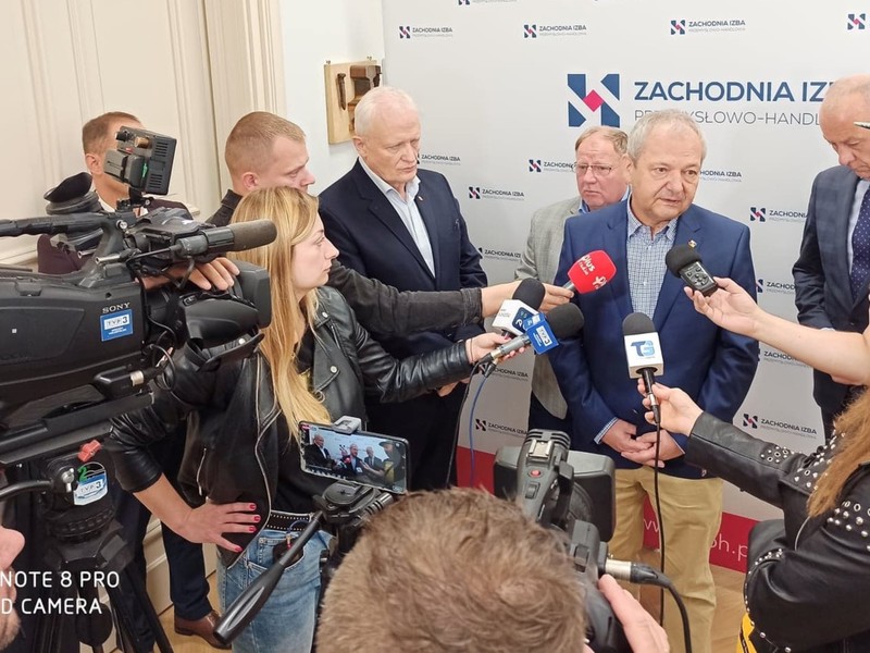 8 lipca 2022 r. w Zachodniej Izbie Przemysłowo Handlowej w Gorzowie Wlkp. zorganizowano konferencję „Ukraina – obecna sytuacja gospodarcza i perspektywy udziału polskich przedsiębiorców w procesie jej odbudowy”