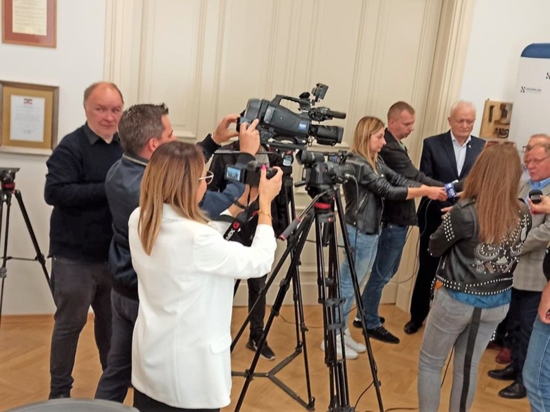 8 lipca 2022 r. w Zachodniej Izbie Przemysłowo Handlowej w Gorzowie Wlkp. zorganizowano konferencję „Ukraina – obecna sytuacja gospodarcza i perspektywy udziału polskich przedsiębiorców w procesie jej odbudowy”