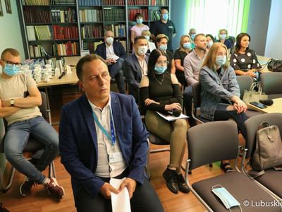 Uczestnicy konferencji prasowej w Lubuskim Centrum Ortopedii w Świebodzinie