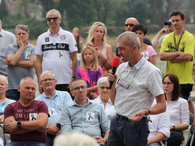 19 sierpnia 2022 r. Spotkanie z Donaldem Tuskiem w Krośnie Odrzańskim na temat katastrofy ekologicznej w Odrze