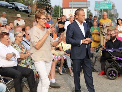 19 sierpnia 2022 r. Spotkanie z Donaldem Tuskiem w Krośnie Odrzańskim na temat katastrofy ekologicznej w Odrze