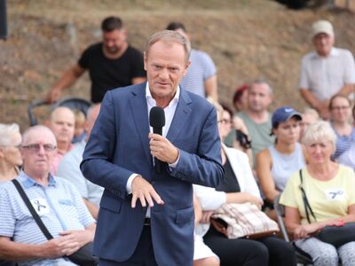 19 sierpnia 2022 r. Spotkanie z Donaldem Tuskiem w Krośnie Odrzańskim na temat katastrofy ekologicznej w Odrze