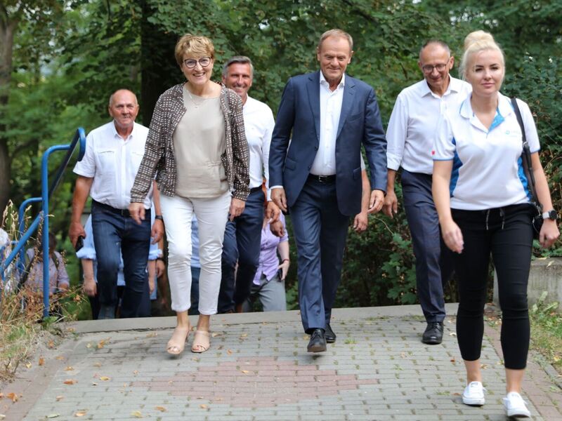 19 sierpnia 2022 r. Spotkanie z Donaldem Tuskiem w Krośnie Odrzańskim na temat katastrofy ekologicznej w Odrze