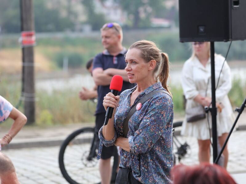 19 sierpnia 2022 r. Spotkanie z Donaldem Tuskiem w Krośnie Odrzańskim na temat katastrofy ekologicznej w Odrze