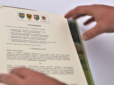 22 sierpnia 2022 r. w Cigacicach (gmina Sulechów) nad Odrą, w Przystani Tu, podpisano porozumienie czterech marszałków Polski zachodniej w sprawie programu ratunkowego dla Odry