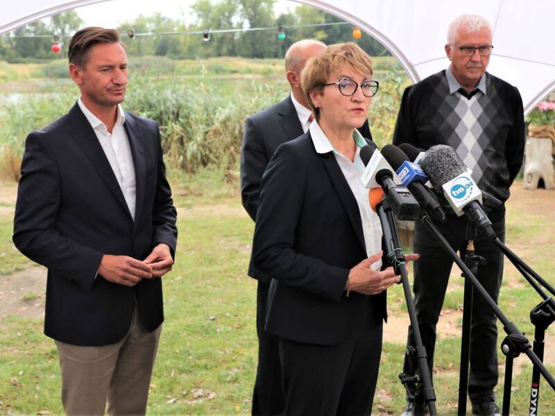 22 sierpnia 2022 r. w Cigacicach (gmina Sulechów) nad Odrą, w Przystani Tu, podpisano porozumienie czterech marszałków Polski zachodniej w sprawie programu ratunkowego dla Odry