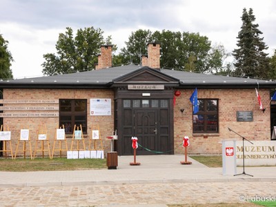 Zmodernizowane Muzeum Woldenberczyków w Dobiegniewie.