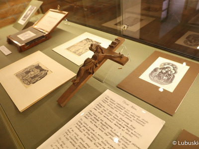 Eksponaty zmodernizowanego Muzeum Woldenberczyków w Dobiegniewie.