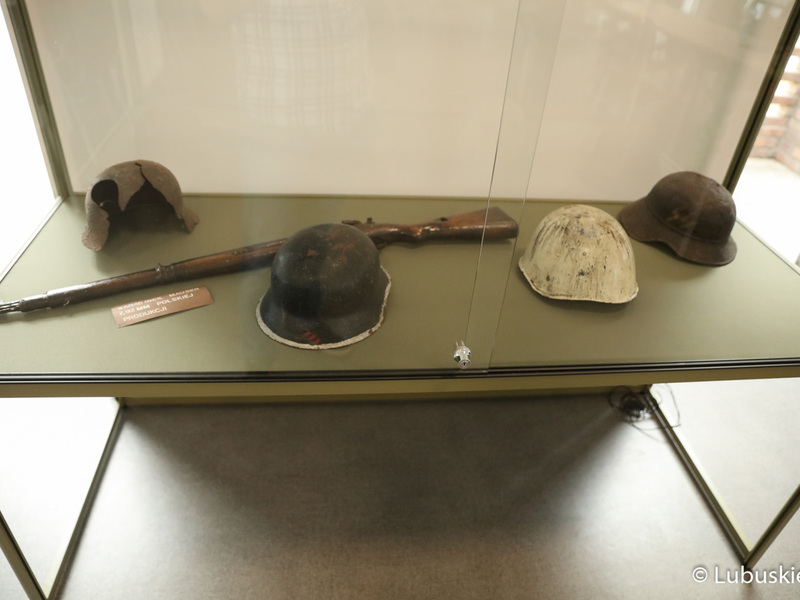 Eksponaty zmodernizowanego Muzeum Woldenberczyków w Dobiegniewie.