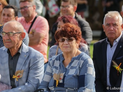 Uczestnicy Lubuskiego Święta Plonów w Zwierzynie w powiecie strzelecko-drezdeneckim