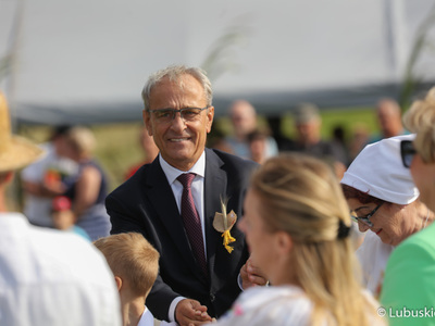 Wiceprzewodniczący Sejmiku Woj. Lubuskiego Mirosław Marcinkiewicz na Lubuskim Święcie Plonów w Zwierzynie w powiecie strzelecko-drezdeneckim