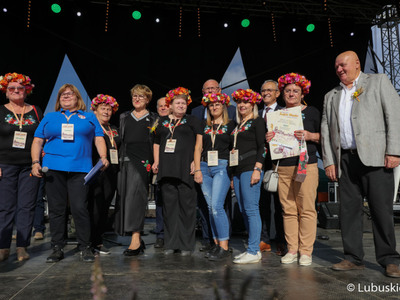 Uczestnicy Lubuskiego Święta Plonów w Zwierzynie w powiecie strzelecko-drezdeneckim