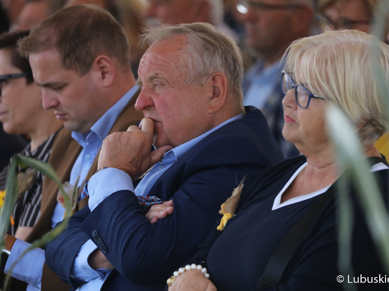 Uczestnicy Lubuskiego Święta Plonów w Zwierzynie w powiecie strzelecko-drezdeneckim