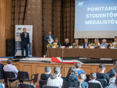 Powitanie medalistów mistrzostw świata i Europy w kajakarstwie