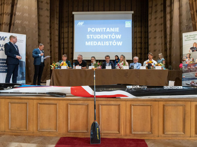 Powitanie medalistów mistrzostw świata i Europy w kajakarstwie