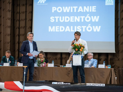 Powitanie medalistów mistrzostw świata i Europy w kajakarstwie