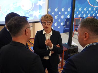 W czwartek, 8 września, marszałek Elżbieta Anna Polak wzięła udział w Forum Ekonomicznym w Karpaczu. Była uczestniczką panelu dyskusyjnego w ramach Forum Regionów.
