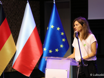 Uczestniczka spotkania dotyczącego m.in. nowoczesnych sposobów promowania i informowania o projektach w ramach Programu Współpracy Interreg. 